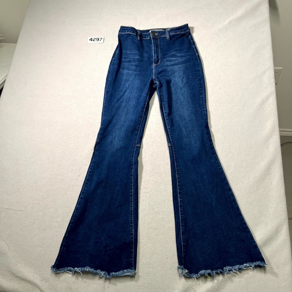 YMI Jeans Women 11/30 Blue Denim High Rise Dark Wash Frayed Hem Chloe Flare Leg
